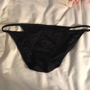 VS string bikini bottom
